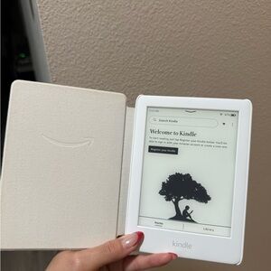 White Amazon Kindle 10th Generation with case